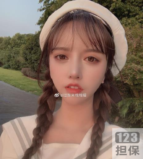 让人无比喜爱的绝版女神《过期米线线喵》