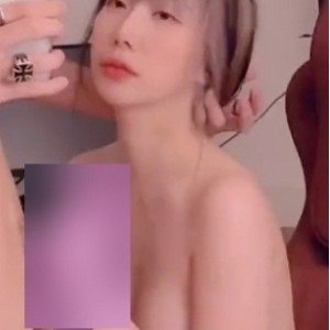 完美身材的粉嫩精选尤物