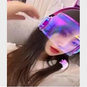 狮子座Walker：视频资源内卷，作品质量竿娆内容丰富，53个视频总计2.6G，诱惑力十足，点赞不断