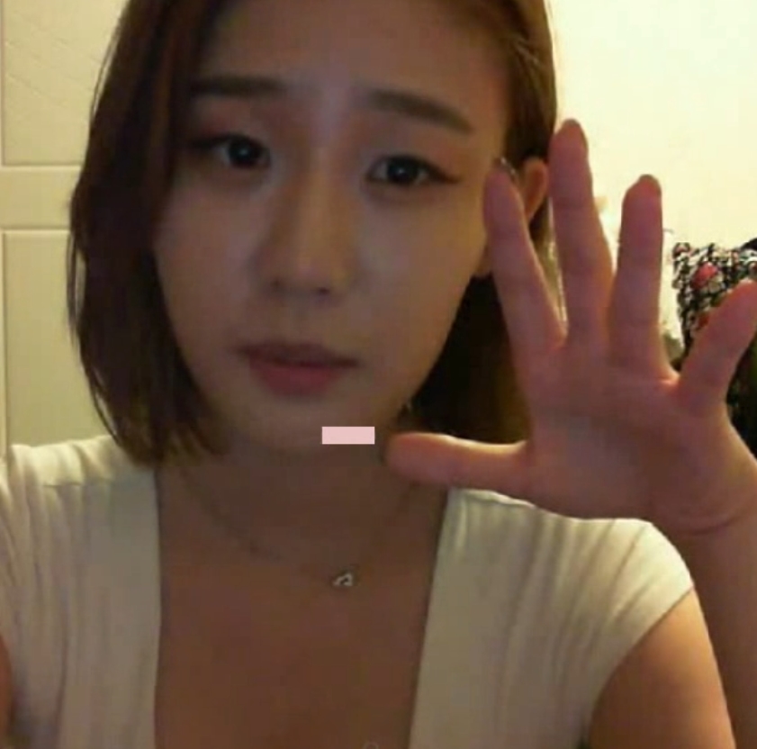 完美身材魅力尽显：韩国主播苏贝果合集视频，43个精彩片段，26.3g轻松解压收藏！