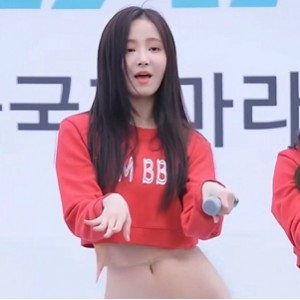 AI脱衣舞百度盘高能女团饭拍现场合集1V2.2G，丝滑反差真假难辨