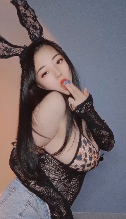 定制快手热舞刘貂蝉最新合集127部88V21G，超级优质妹子全方位展示