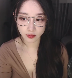 转载搬运直播轩子巨2兔泳装足艺倒模最新合集1V3.5G，会员独享百度盘解压方法详解