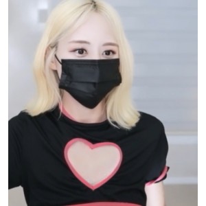 百度吴月大尺主播视频合集44.8G，收藏210部