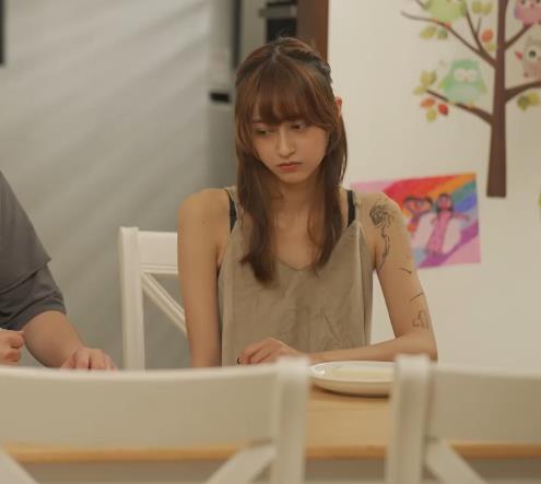 偶像系台妹心萱视频合集15部8.5G，弯弯女Y，格式可改为MP4