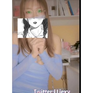 抖音小仙云儿200部自娱自乐合集50G太会扭了