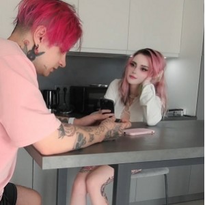 资源pinkloving第一视角15.5G90部优质雪肤合集