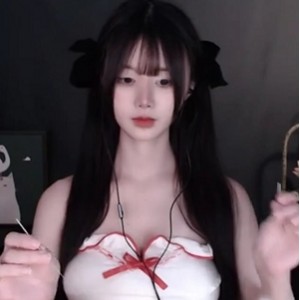 萌夏茉视频合集助眠coser13部50G诱人舞蹈