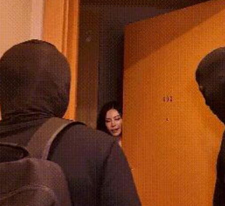 OnlyFans三人保养教学视频合集1.34G实战记录