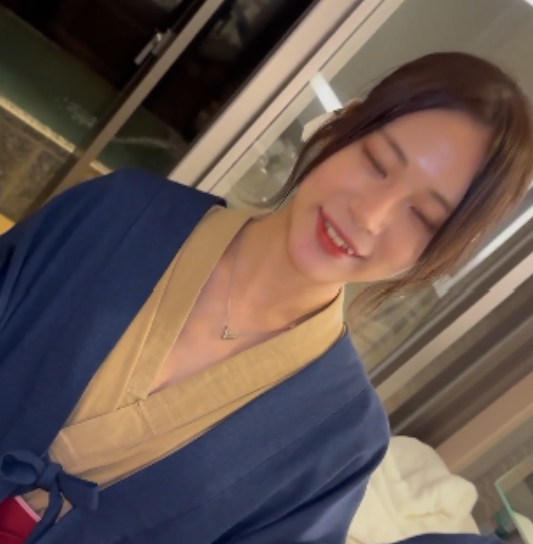 Yちゃん福利姬合集推特19V10.2G太火辣了