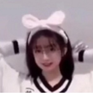 火辣小美光剑枕头挑战抖音合集10部110MB