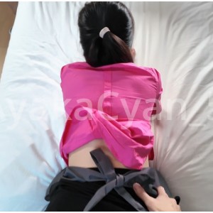 推特绫香不吃香菜黑丝三人游2V370MB太顶了