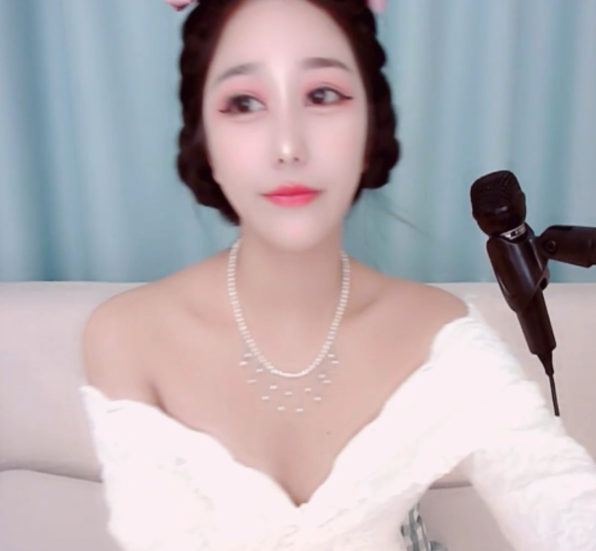 5.23GmeowCB站私房内容7部超水灵